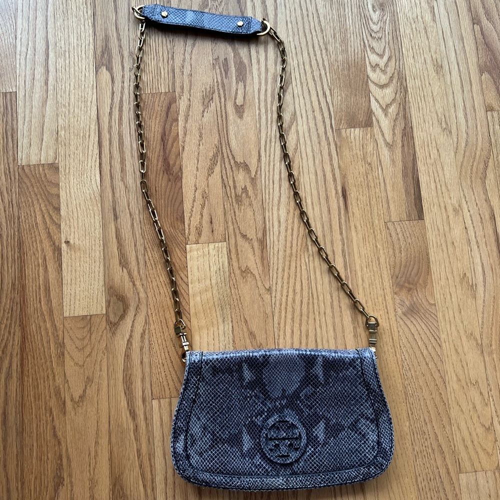 Elegant Black and Gray Designer Shoulder Bag